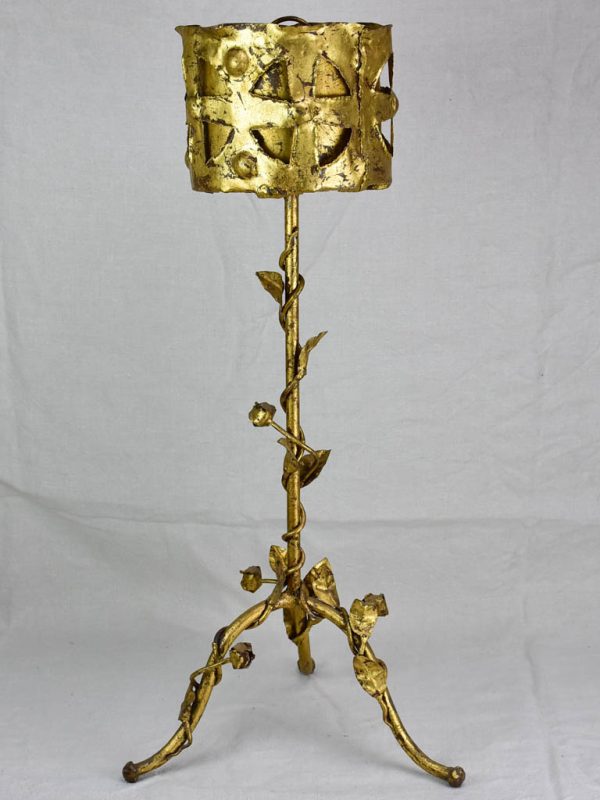 Mid century French baroque jardiniere  plant stand with gold patina and rose motifs Supply