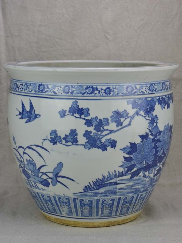 Mid-century blue and white Chinoiserie flower pot 14¼  on Sale