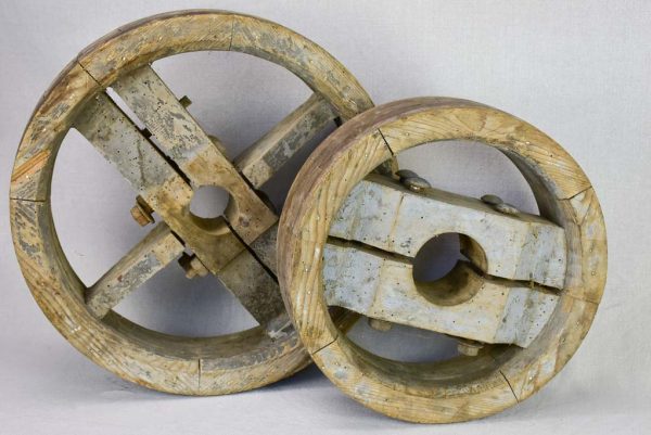 Reserved for AB Collection of 5 rustic wooden agricultural machinery elements - 19th century 10¾  - 19¾  For Discount