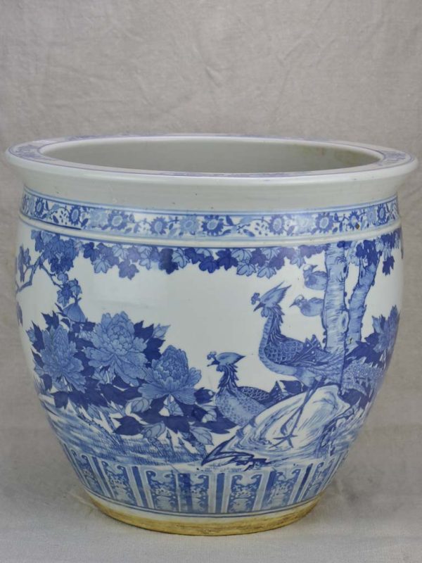 Mid-century blue and white Chinoiserie flower pot 14¼  on Sale