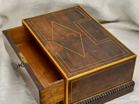 Napoleon III marquetry jewelry box with key Supply