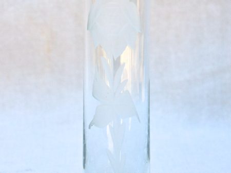 Mid-century crystal vase with engraved flower 8¼  Supply