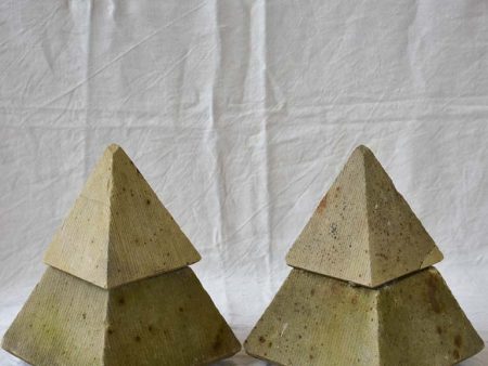 Pair of mid century garden finials - pyramids 15¾  Discount