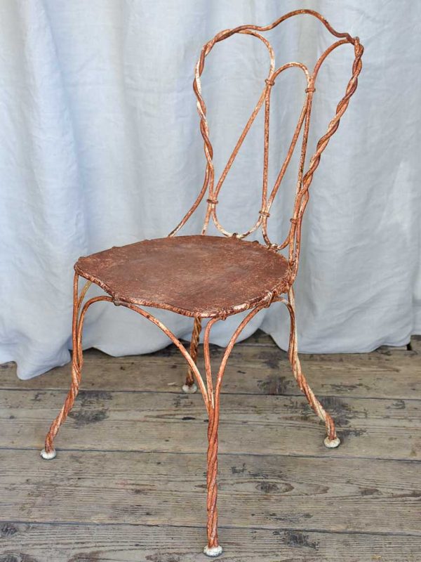 Playful Antique French Rusted Garden Chair Fashion