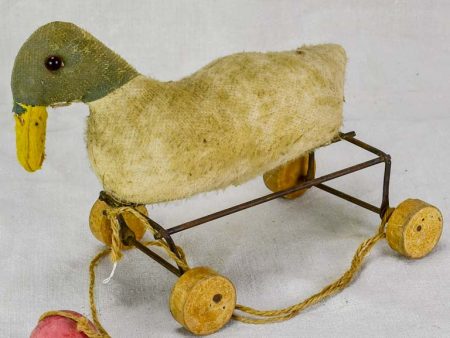 1930 s French pull toy - duck Online