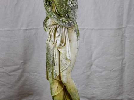 Large French garden statue of Venus - cast stone For Sale