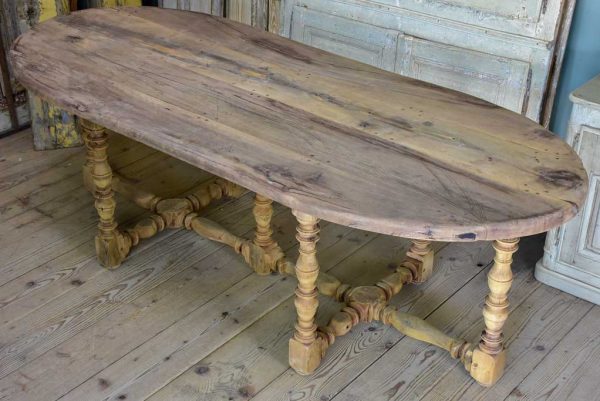 Antique French oval dining table - walnut, 19th Century Online Sale