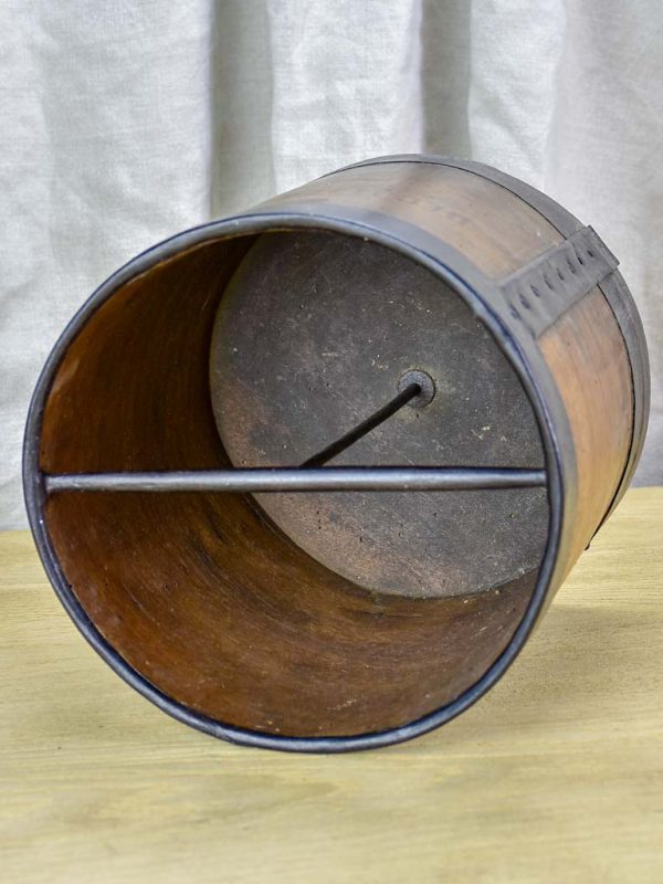 Antique French grain measure - decalitre 10¼  For Sale