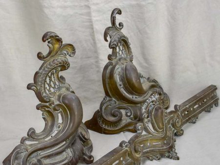 Antique French Regency style fireplace guard For Sale