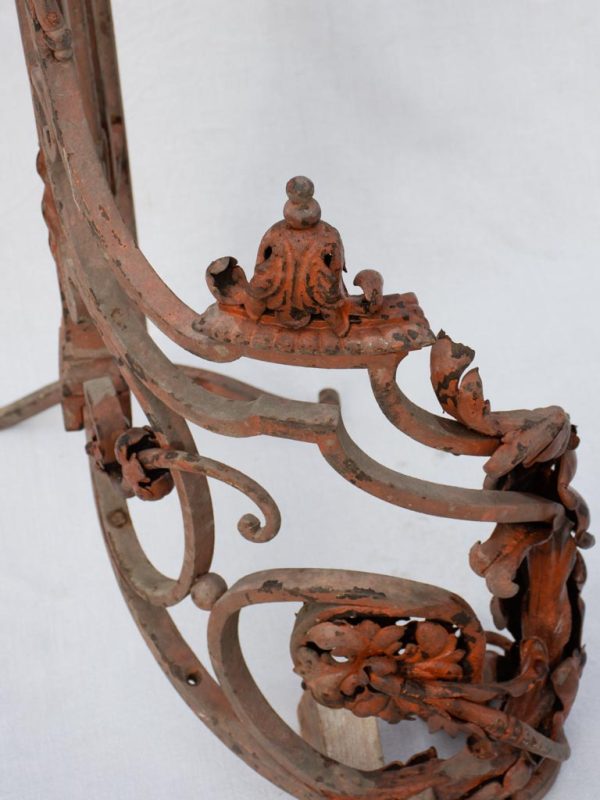 Rare 18th century French balustrade - wrought iron with red patina Online now