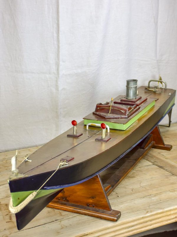 Large early 20th Century motor boat - American 65¾  For Discount