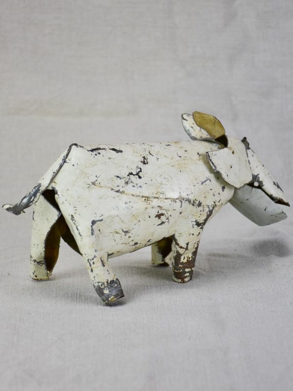 Artisan made sculpture of a hippopotamus 9¾  Fashion