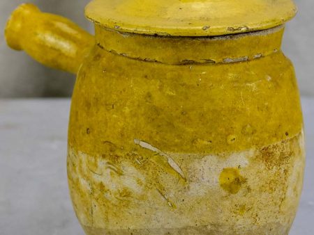 Antique French cooking pot with one handle and lid Supply