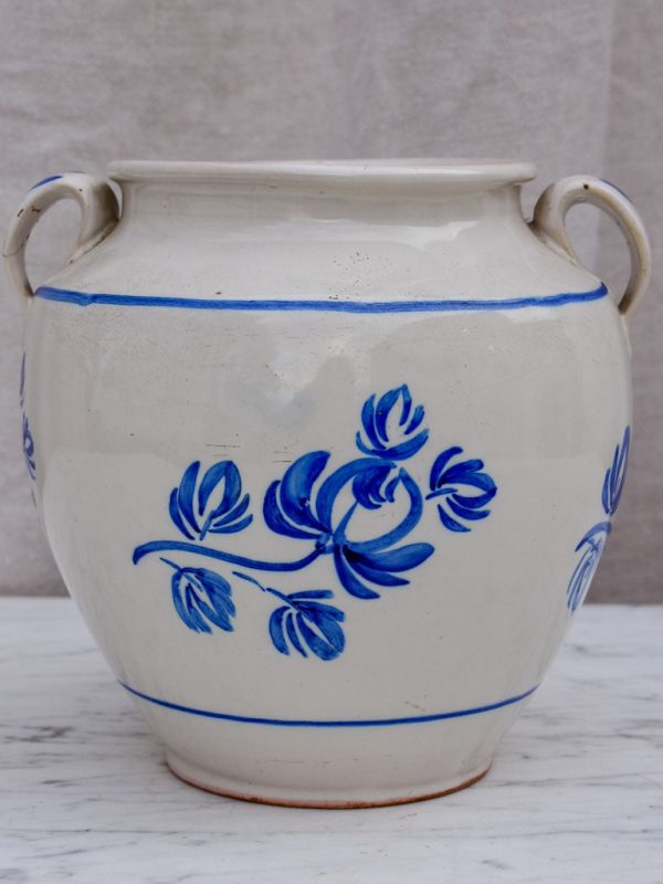 19th Century French confit pot with handpainted blue flowers 7  For Sale