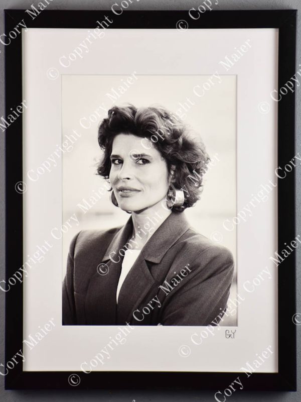 Fanny Ardant Online