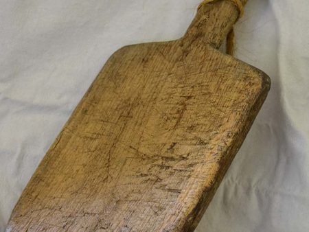 Rustic antique French cutting board with extra long handle 22½  x 9¾  For Cheap