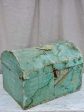 Antique French trunk for a wedding Cheap