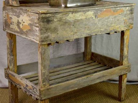 Rustic French florist table from the 1900 s Online Sale