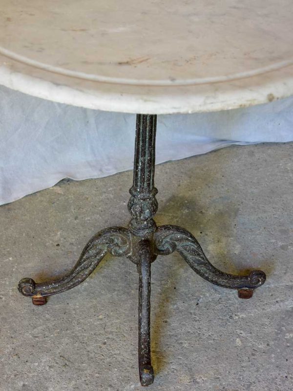 Late 19th Century round French table with marble top and cast iron base 31  Online Hot Sale