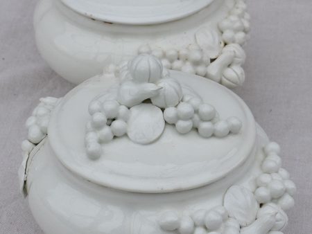 Pair of early 20th Century Italian soup tureens - white with sculpted garlands For Discount