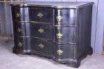 18th Century dutch commode Online Hot Sale