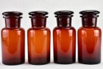 Collection of four amber pharmacy jars with lids - 19th Century 7  Online now