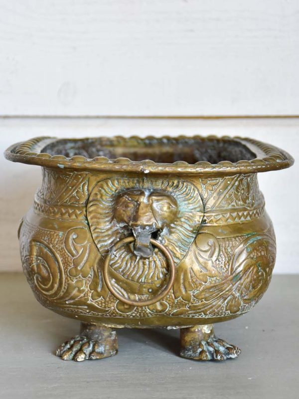 Napoleon III jardiniere with lion s head and claw feet Fashion