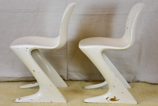 Set of six red and white vintage dining chairs - 1970 s For Cheap