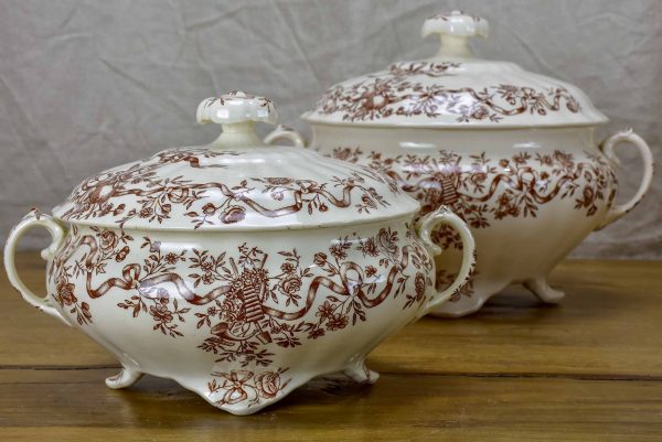 Late 19th Century dinner service. Rubans Longchamp Online Sale