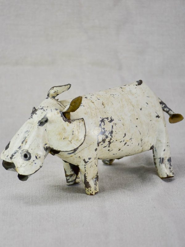 Artisan made sculpture of a hippopotamus 9¾  Fashion