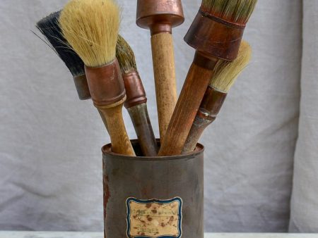 Collection of vintage paint brushes in a tin For Cheap