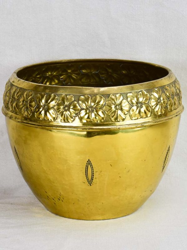 Large early 20th-century brass cachepot pot plant stand 14¼  Online