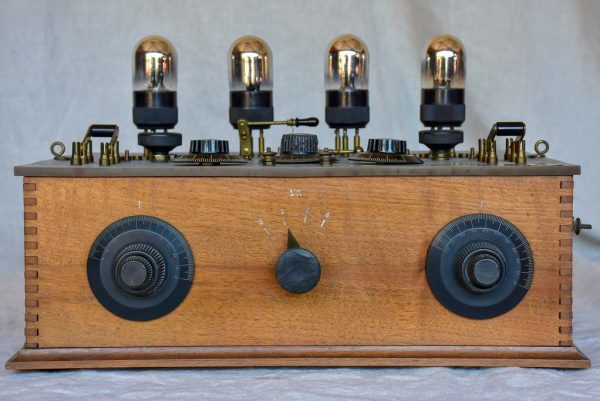 Antique French sea and air radio For Sale