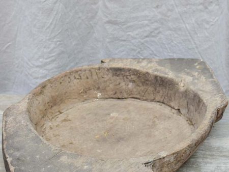 Primitive wooden dish with pointed handles For Cheap