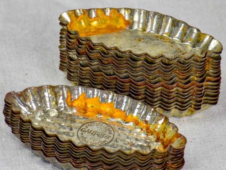 Collection of antique French cake molds - pointed oval 4¼  Online