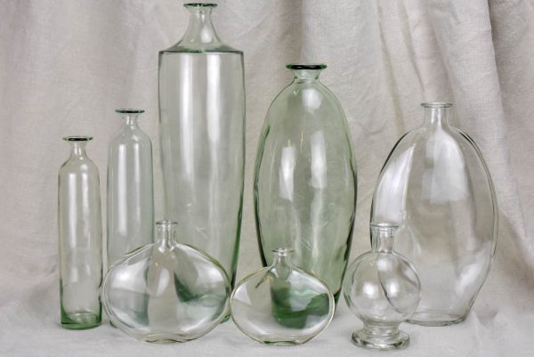 Collection of 8 glass vases Discount