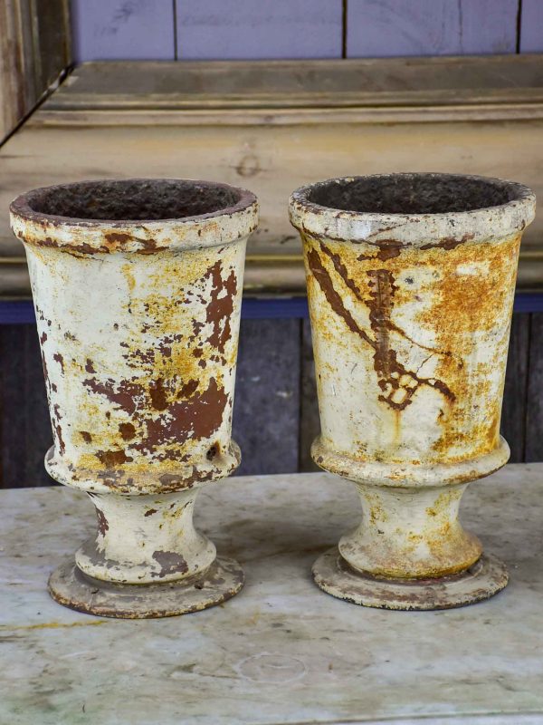 Two antique French cast iron vases Online Hot Sale